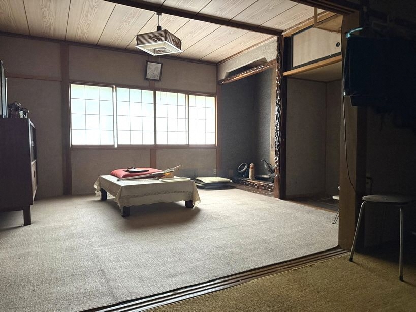 1970s wood house in Aomori