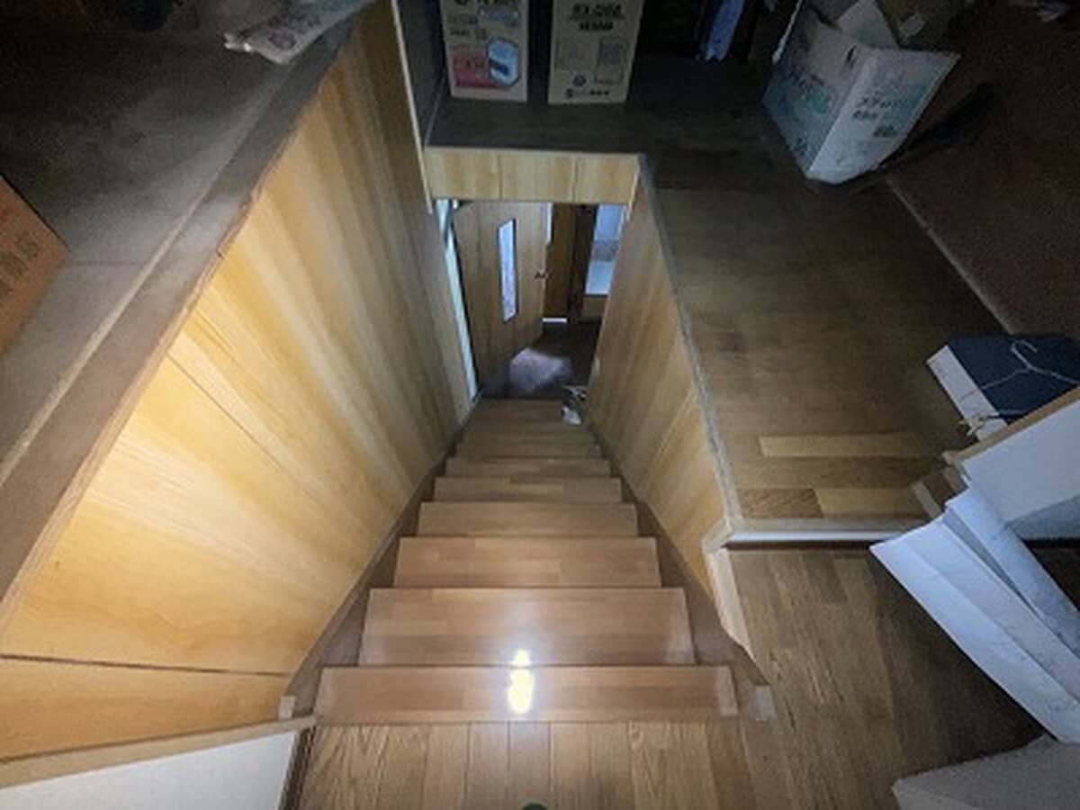 1970s wood house on a large plot in Hiroshima