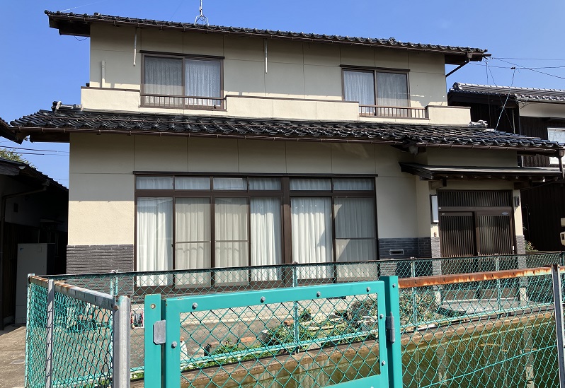 1990s wood house, 18-min walk to station, Tottori