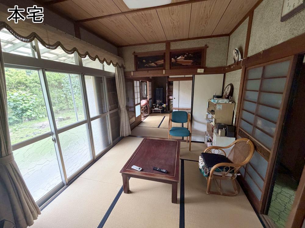 1970s wood house with outbuildings in Kanoya, Kagoshima