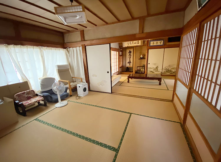 1970s wood house in Shimane