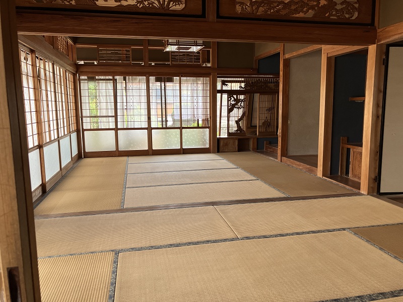 1980s wood house, 10-min walk to station, Tottori