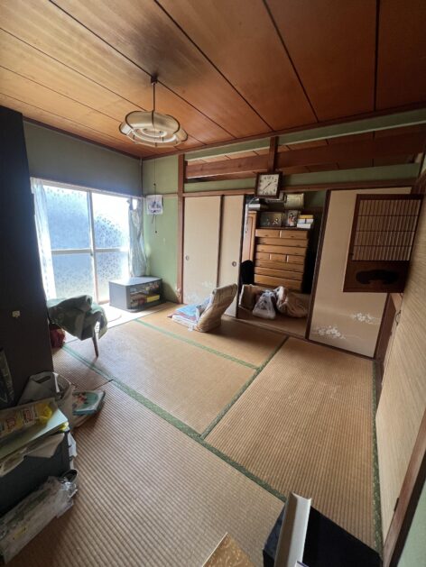 1970s wood house in Ehime