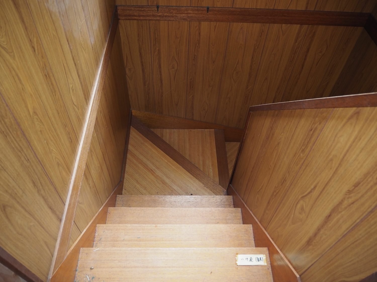 1980s wood house, 6-min walk to station, Hyogo