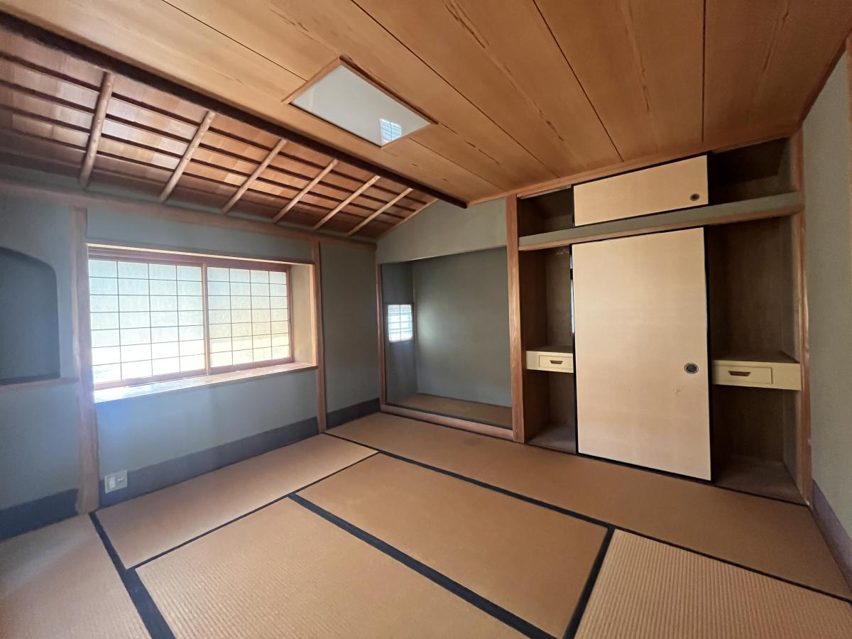 1970s wood house in Miyazu, Kyoto