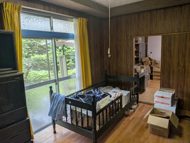 1970s wood house, 19-min walk to station, Nagasaki
