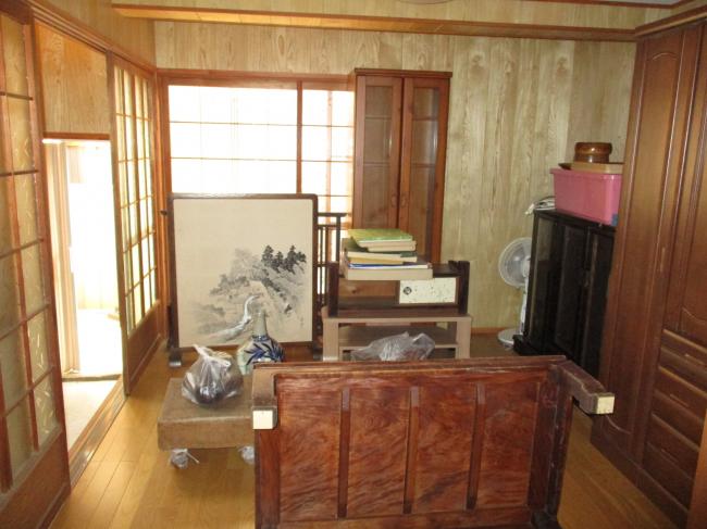 1910s wood house, 17-min walk to station, Okayama