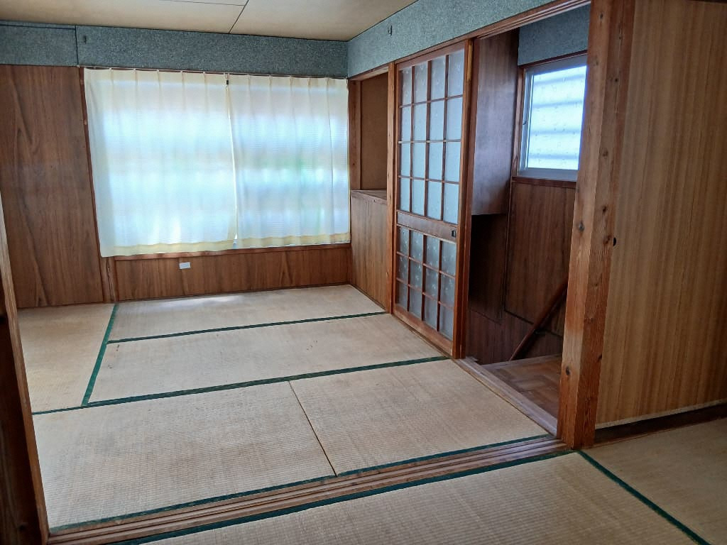 1970s wood house in Nagasaki
