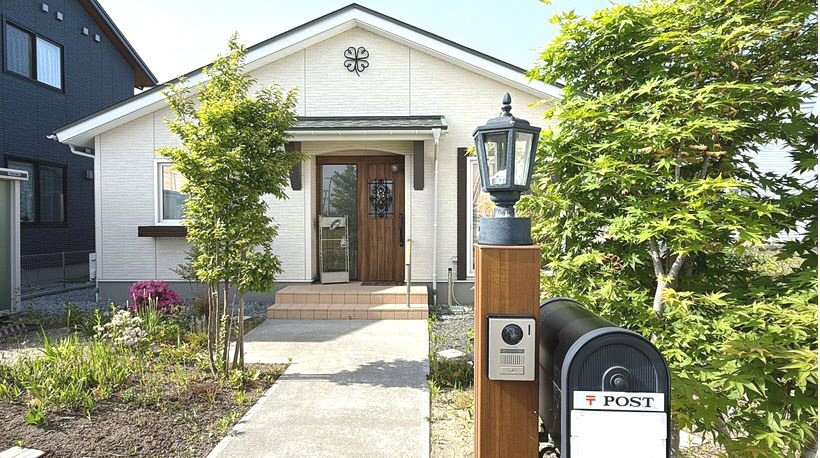 2020s wood house, 5-min walk to station, Aomori