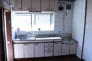1970s wood house, 19-min walk to station, Miyagi