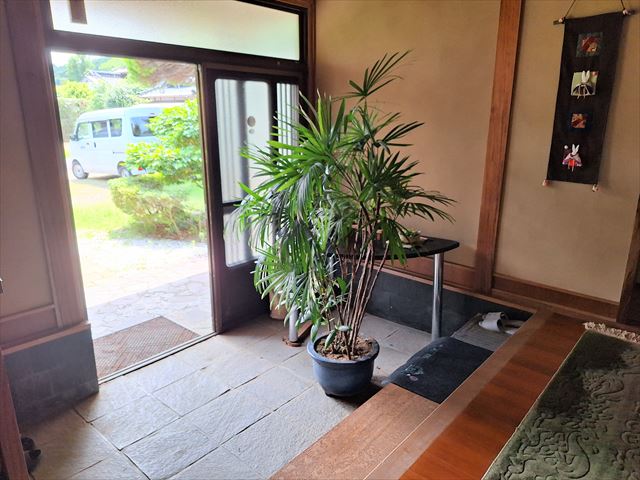 1980s wood house, 11-min walk to station, Yamaguchi