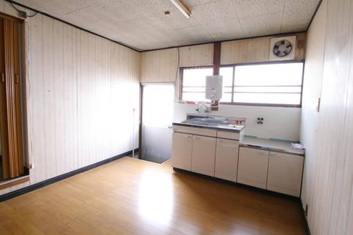 1950s wood house, 18-min walk to station, Hiroshima