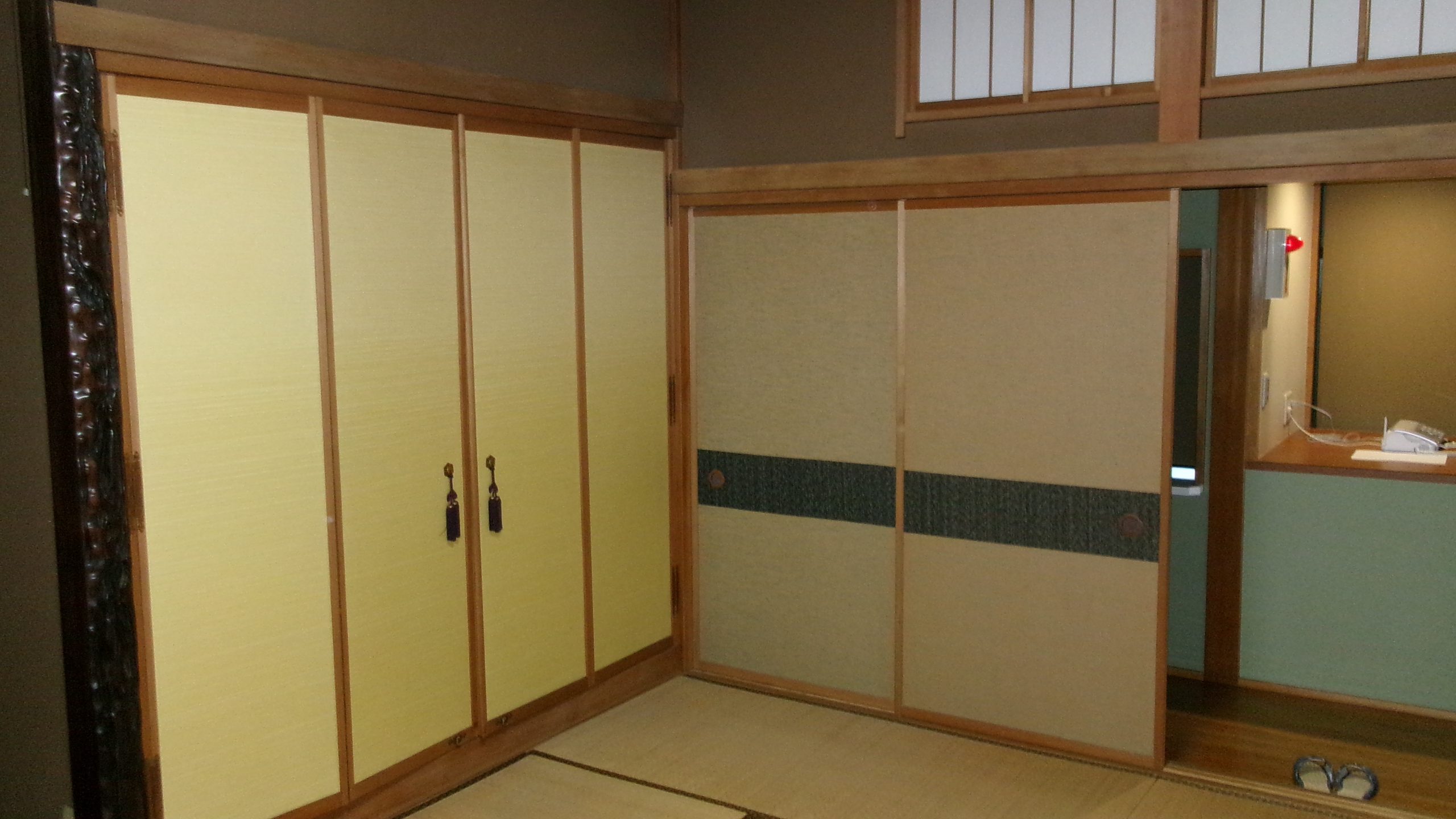 1980s wood house on a large plot in Toyama