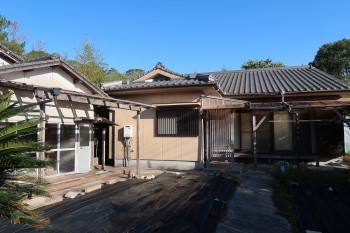 1970s wood house in Kasedatojinbaru, Minamisatsuma