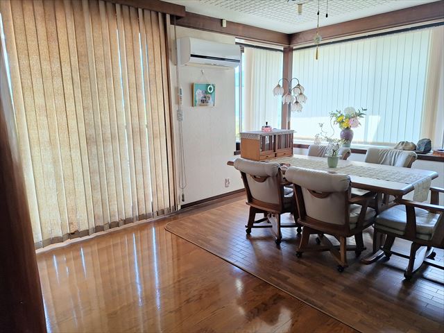 1980s wood house, 6-min walk to station, Yamaguchi