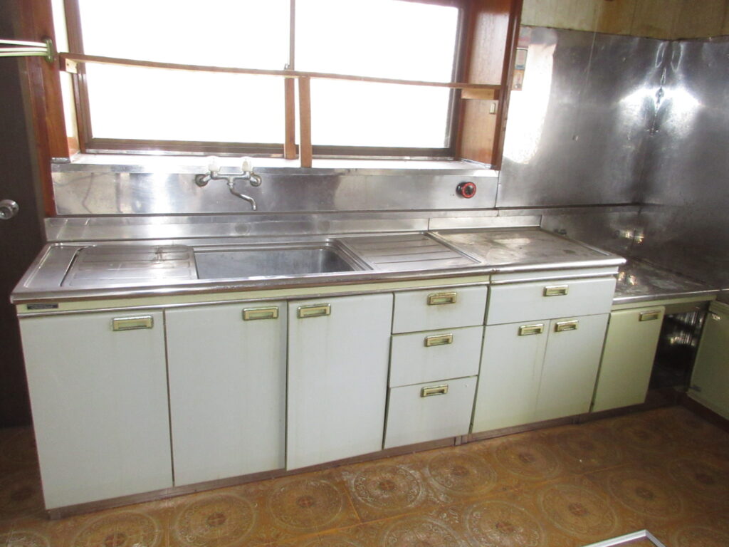 No.328 Shimogo - 4,000,000 yen - Built 1983