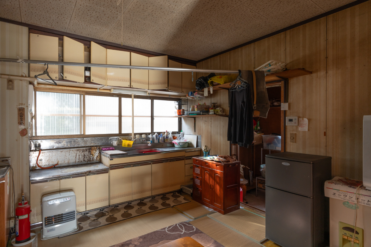 1970s wood house, 2-min walk to station, Yamagata