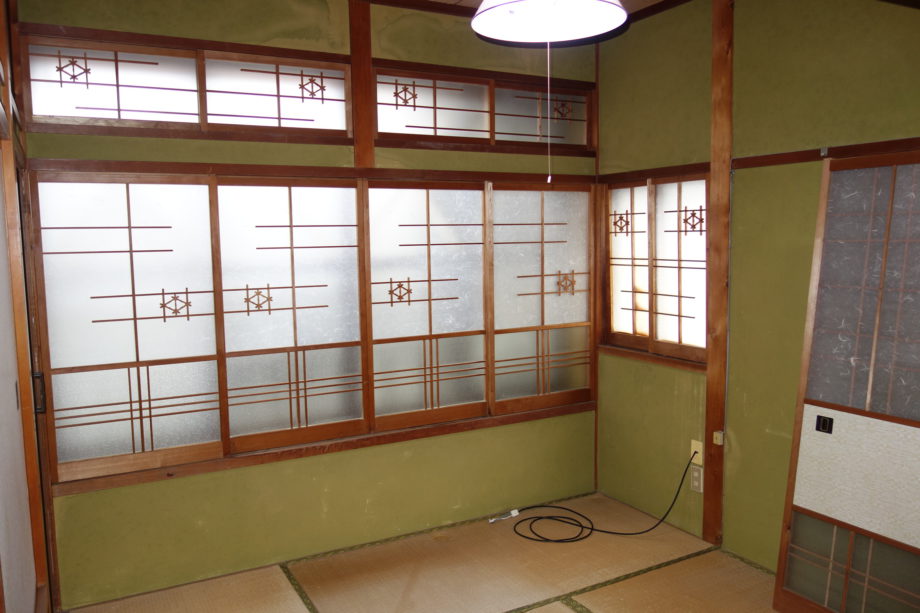 1970s wood house in Nagasaki