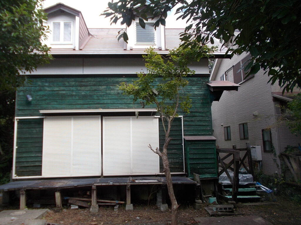 1990s wood house, 3-min walk to station, Shiga