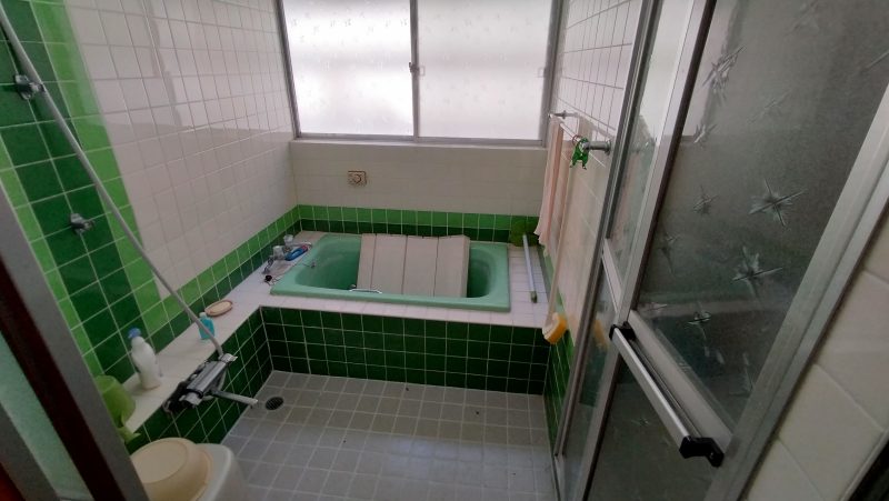 1920s wood house on a large plot in Iwate
