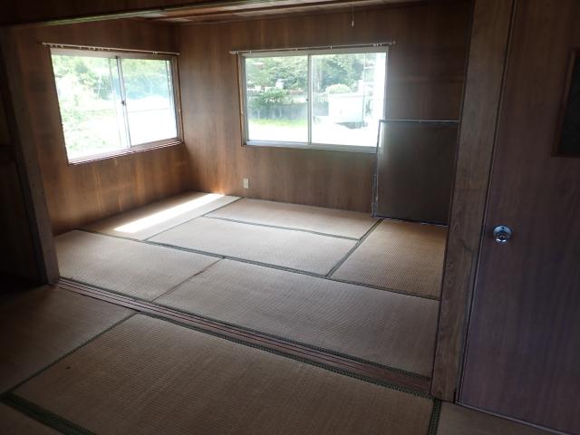 1970s wood house in Oita