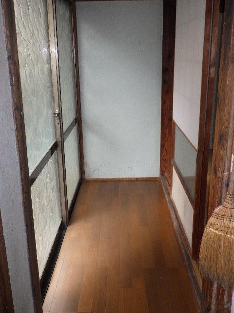 Wood house, 20-min walk to station, Nagasaki