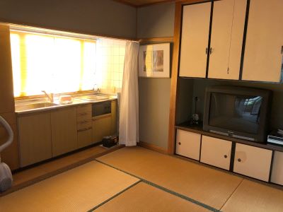 1960s wood house, 16-min walk to station, Hyogo