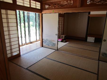 1980s wood house in Oita