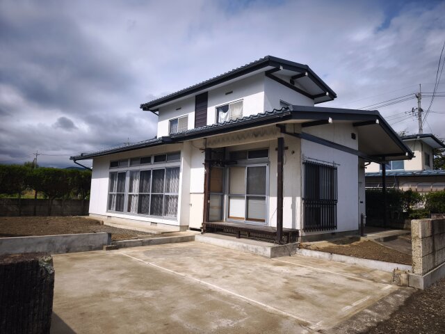 1970s wood house, 18-min walk to station, Fukushima