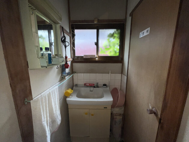 1960s wood house in Ehime