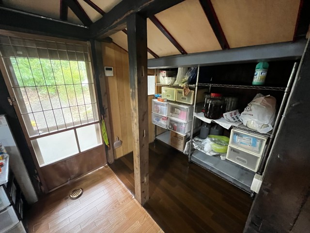 Wood house in Wadomari, farmland, approval needed