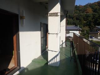 1980s concrete house, 15-min walk to station, Oita