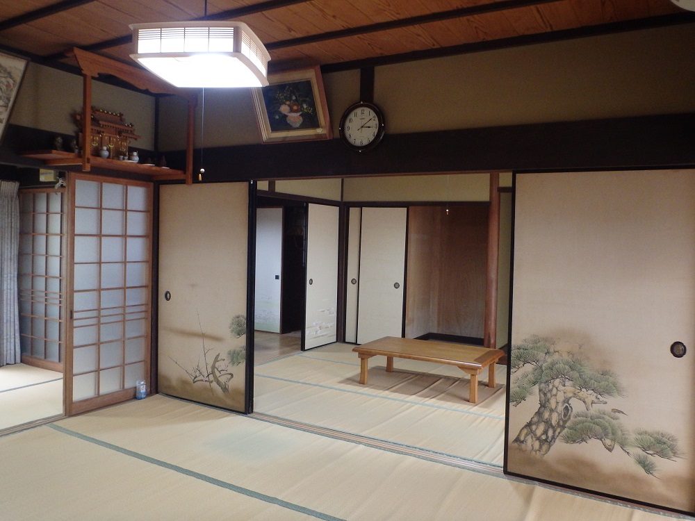 1970s wood house in Kagawa