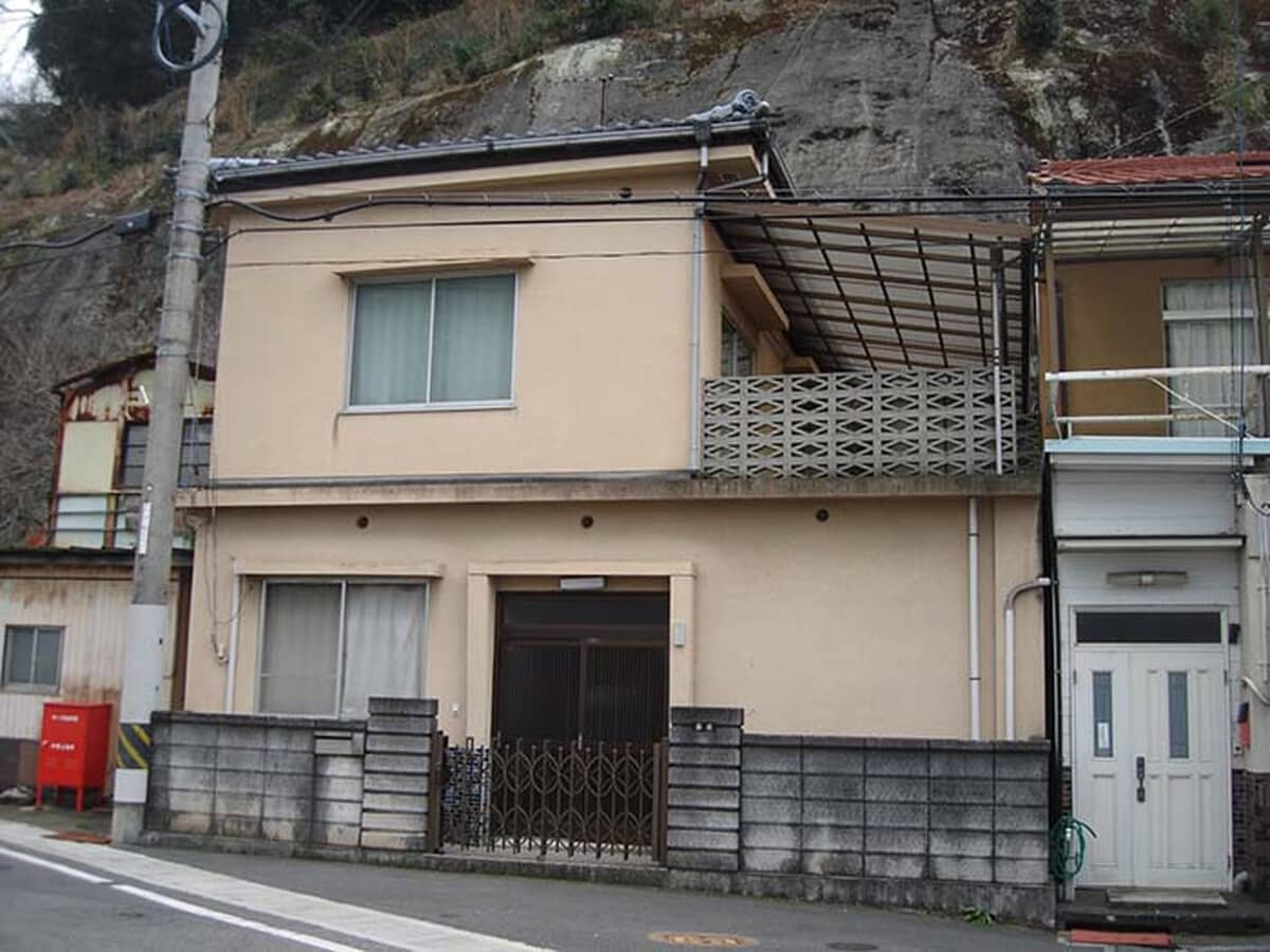 1970s concrete house in Hiroshima