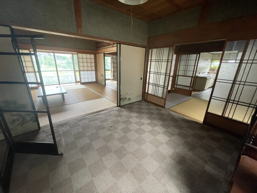 1970s wood house in Nara