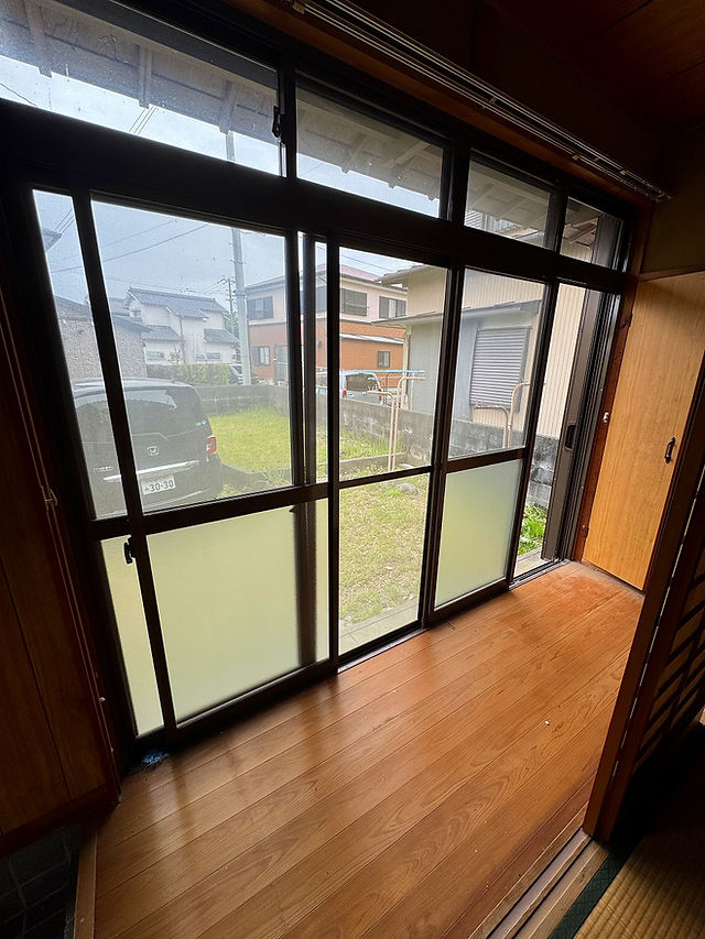 1980s wood house, 7-min walk to station, Mie