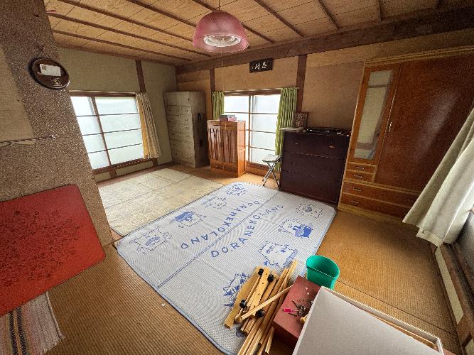 1950s wood house, 13-min walk to station, Tokamachi, Niigata