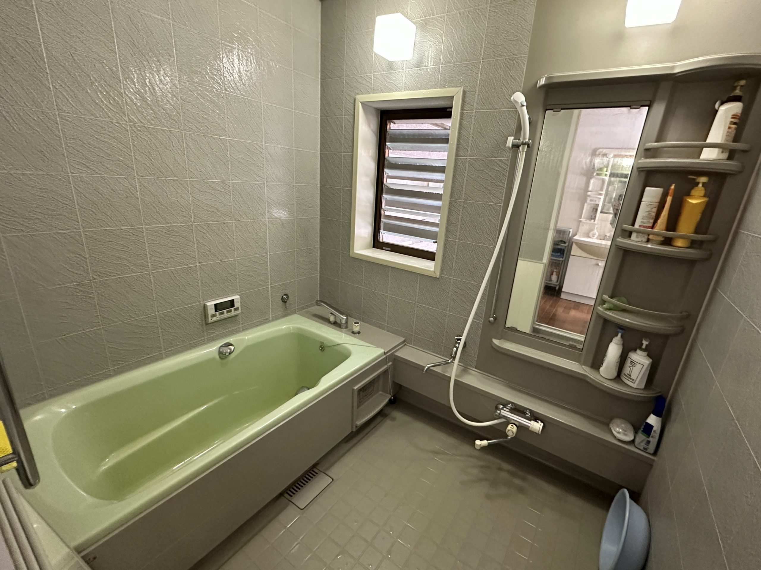 1970s wood house, 5-min walk to station, Fukui