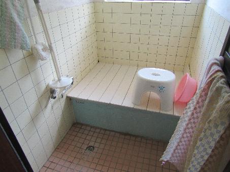 1980s wood house in Oita