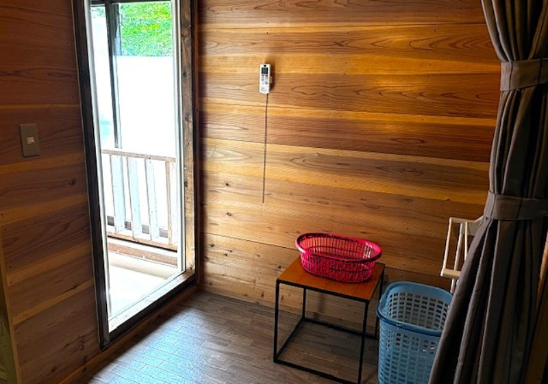 1990s wood house on a large plot in Tochigi