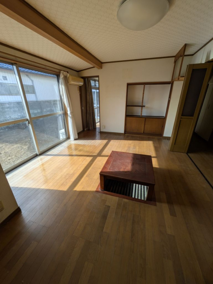 1950s wood house, 2-min walk to station, Tochigi
