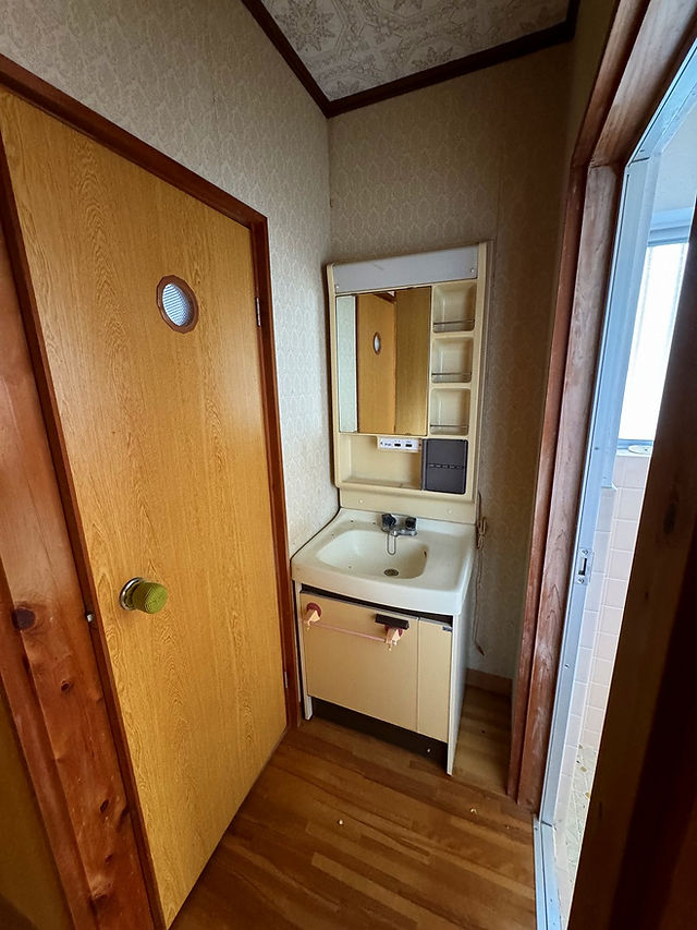 1980s wood house, 7-min walk to station, Mie