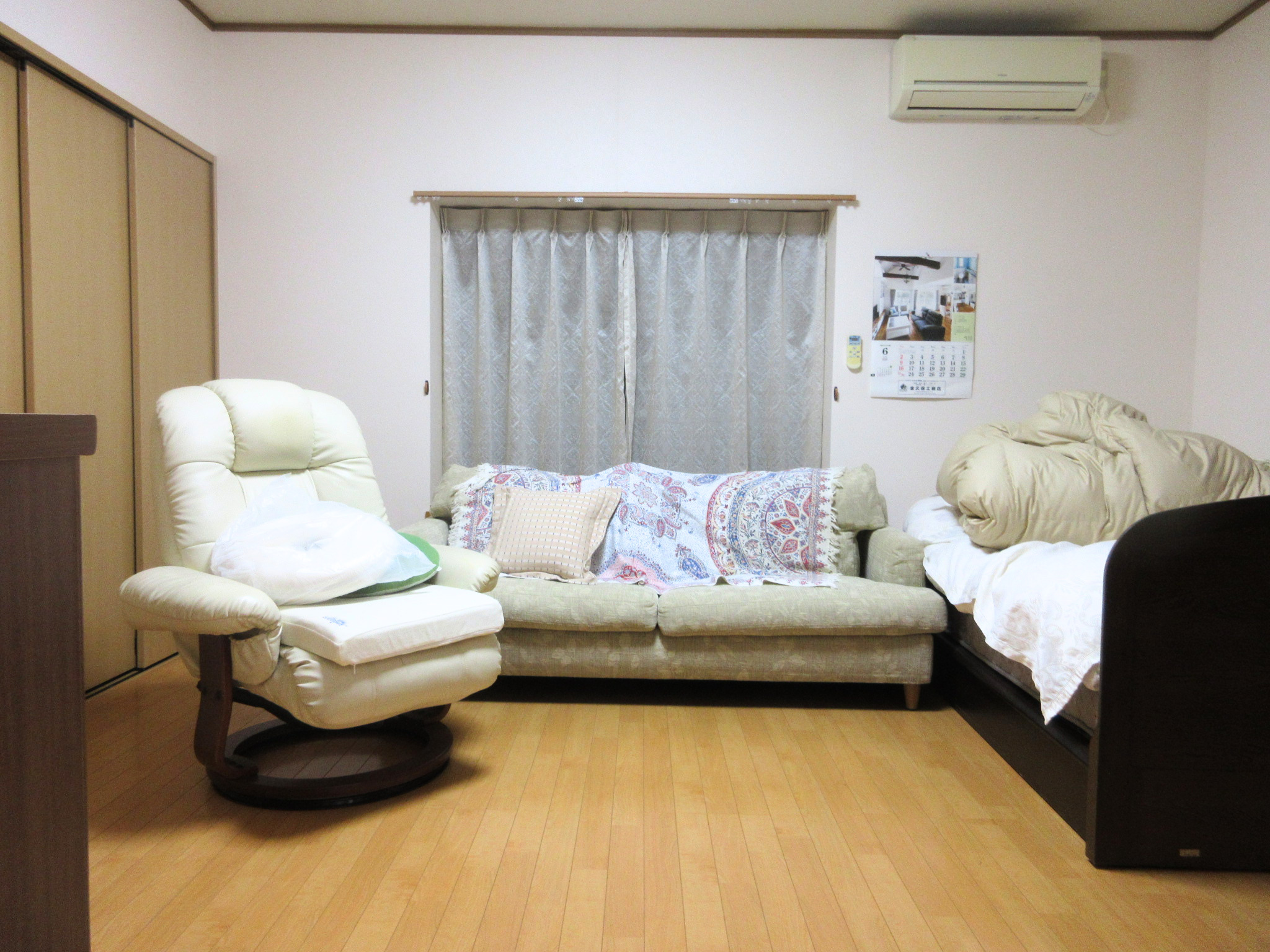 2000s wood house in Ibaraki