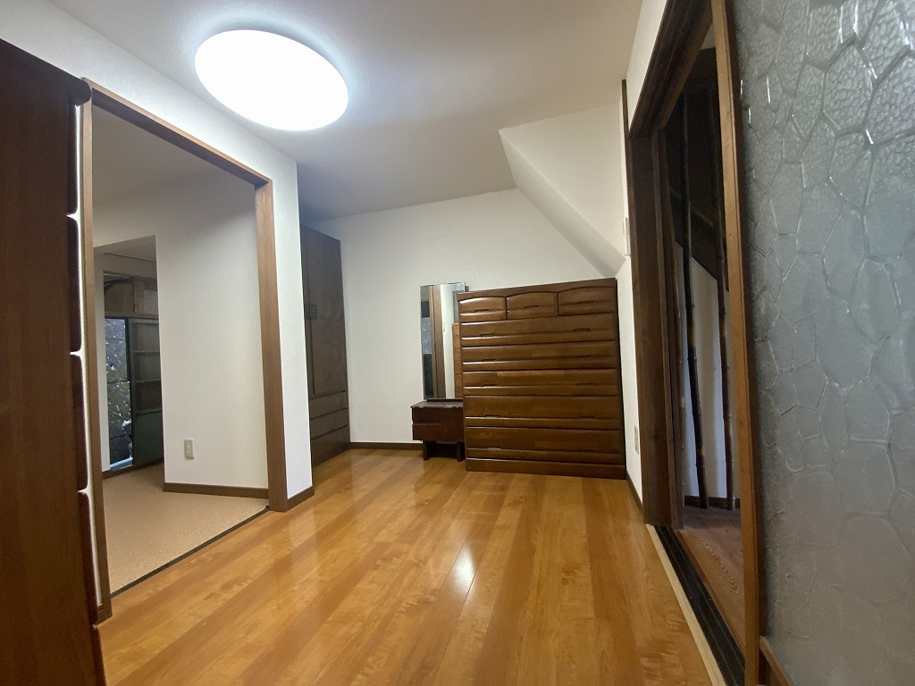 1950s wood house, 3-min walk to station, Yamaguchi