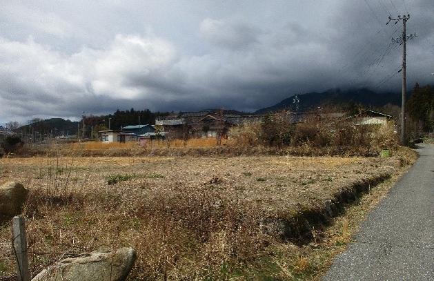 1970s wood house on a large plot in Nagano