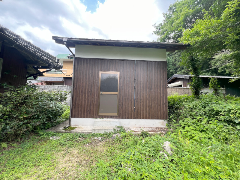 House with storehouses in Hyogo