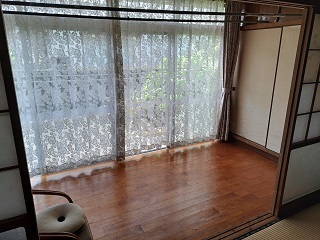 1970s house on a large plot in Sueyoshi, Soo