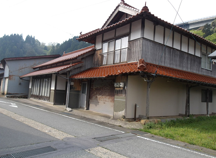1960s wood house in Shimane