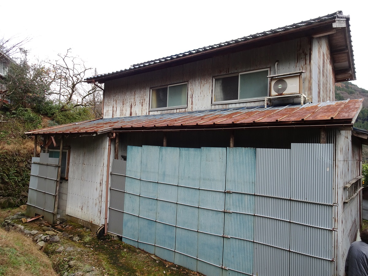 1970s wood house in Hyogo