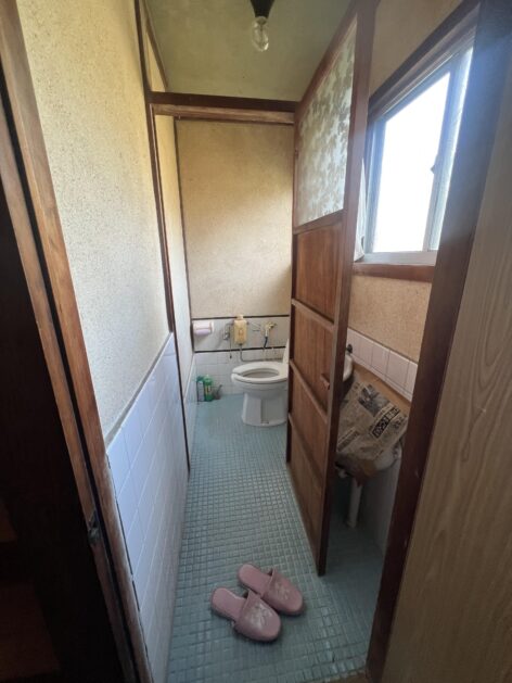 1970s wood house in Ehime